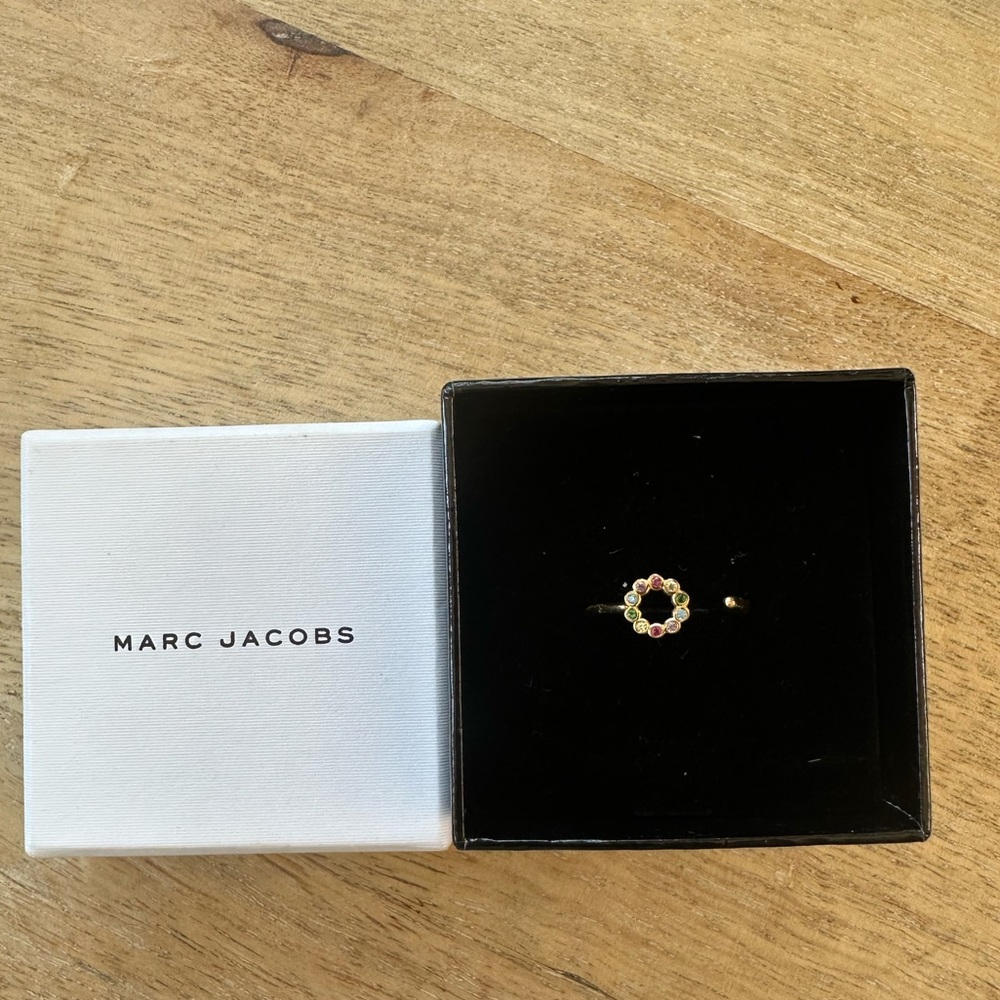 MARC JACOBS women’s size 7 ring, like new, multi colored crystals, .925 silver